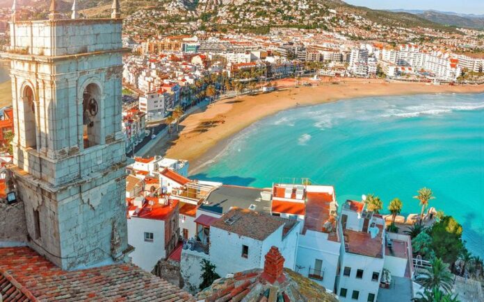 10 Best Spanish Coastal Towns and Cities to Visit