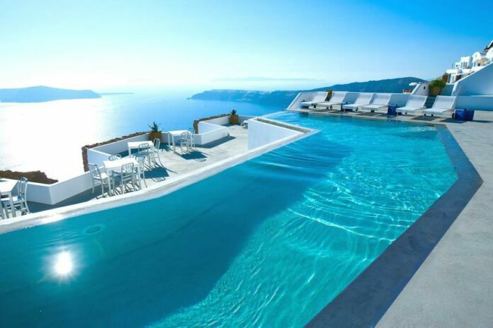 Top 10 Best luxury Hotels & Resorts in Greece