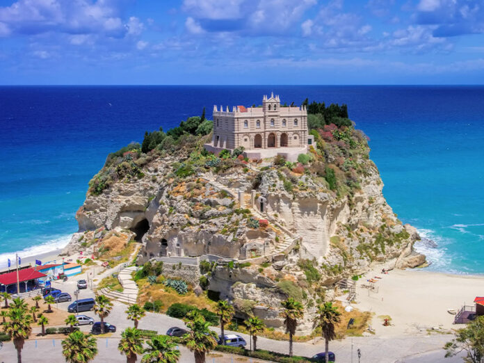 Top 10 Hidden Gem Places in Italy