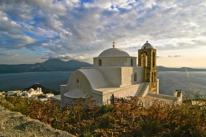 10 Things to do on the Island of Milos, Greece